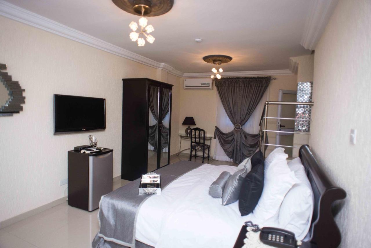 The Ritzz Exclusive Guest House Accra Extérieur photo